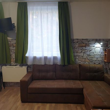 Bed and Breakfast Kid Família Panzió Balatonszárszó Exterior foto