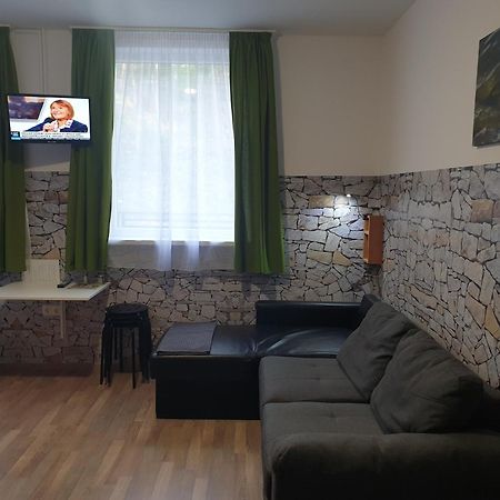 Bed and Breakfast Kid Família Panzió Balatonszárszó Exterior foto