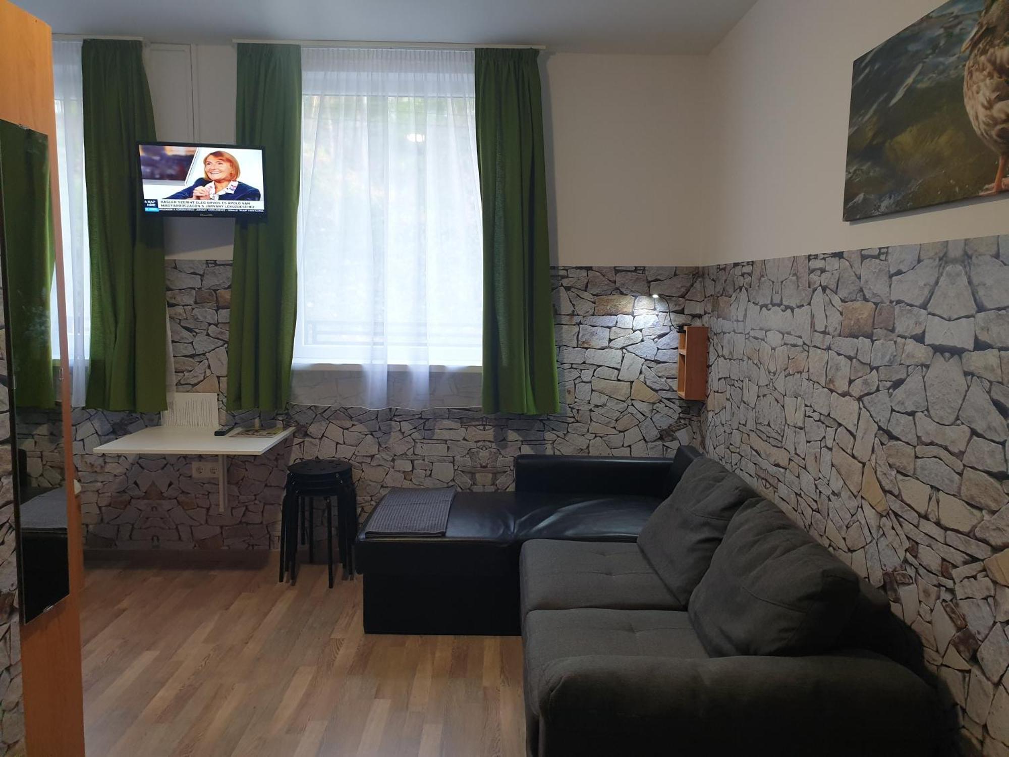 Bed and Breakfast Kid Família Panzió Balatonszárszó Exterior foto